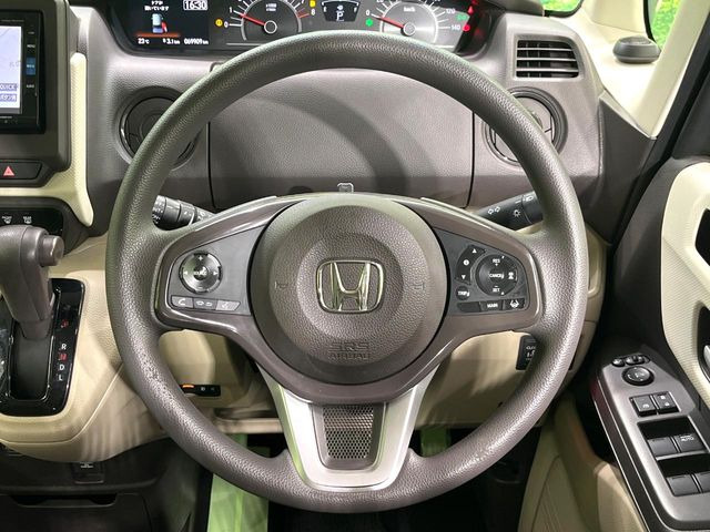 �y�X�e�A�����O�X�C�b�`�z�^�]���A�O������ڐ������炷���ƂȂ��A�I�[�f�B�I���̑��삪�\�ȕ֗��@�\!���S&���K�ȃh���C�u�����o���Ă���܂���