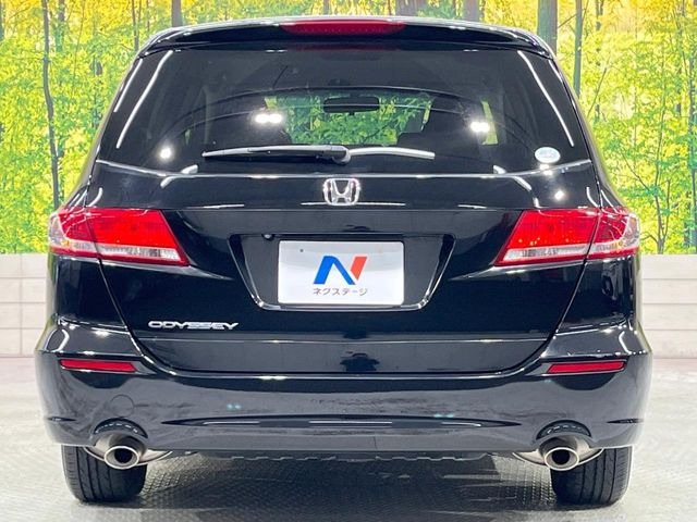 安心の最長10年・走行無制限保証(有償)をご用意。保証内容も充実はもちろん、無料点検&オイル交換や、年中無休の全国・24時間ロードサービスも付帯されておりますのでご安心下さい。