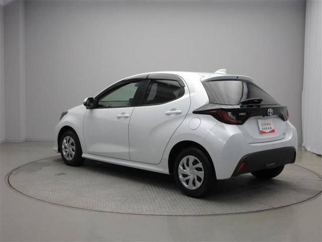 ヤリス1.5 ハイブリッド X