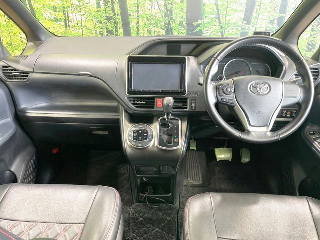 ヴォクシー2.0 ZS 煌