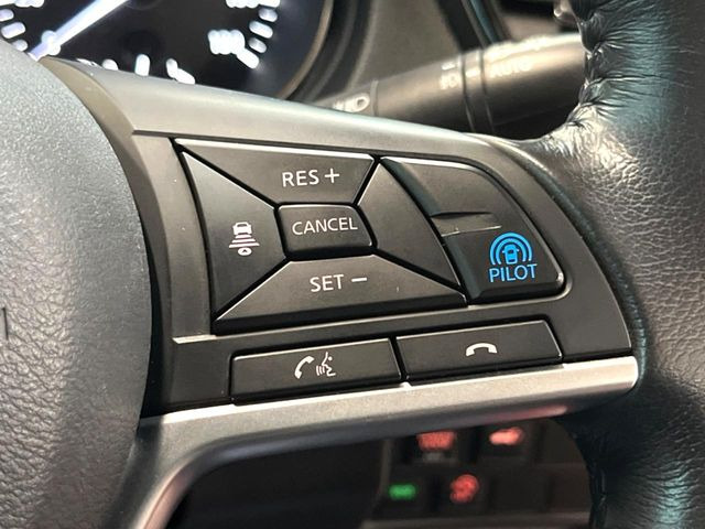 �y�v���p�C���b�g�z�������H�ł̒��������s���y��!!�a�؎��Ə��񑖍s�̃V�[���ŁA�A�N�Z���E�u���[�L�E�X�e�A�����O�������Ő��䂵�A�������^�]�̕��S���y�����Ă���܂���