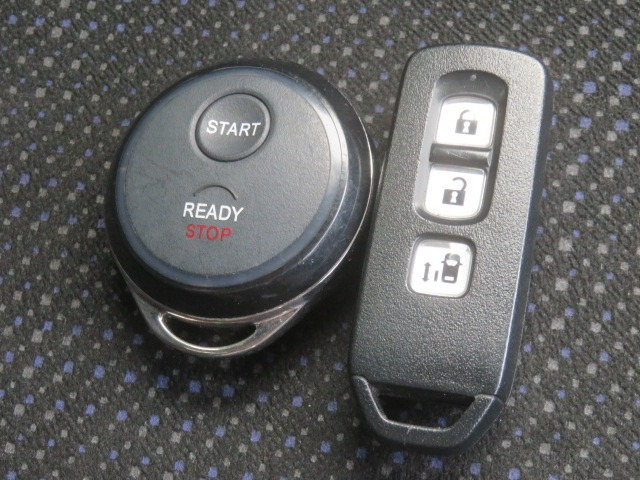 N-BOXカスタムG Lパッケージ 4WD