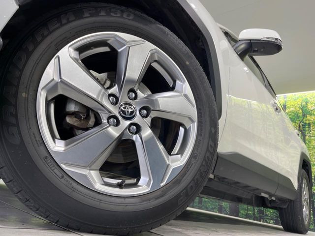 �y����18�C���`�A���~�z�C�[���z�O�ςɃ}�b�`���������A���~�z�C�[���𑕒����Ă���܂��B�e��ЊO�A���~�z�C�[����A�X�^�b�h���X�^�C�����戵�����Ă���܂��B���񂲑��k����������