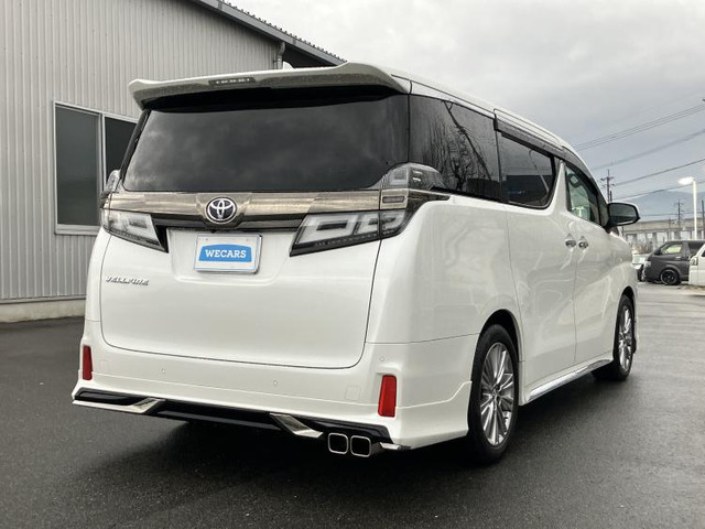 ヴェルファイア