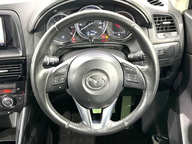 �y�����v�����X�e�A�����O�z�㎿�Ȋv���g�p���邱�ƂŁA��ɂ����������݂ƂĂ��^�]���₷���n���h���ł���