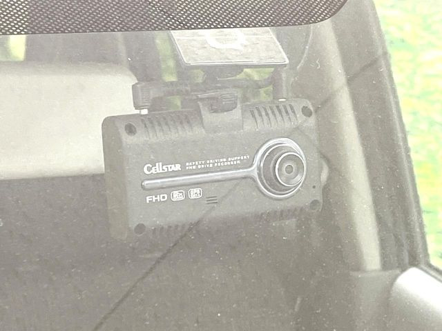 �y�h���C�u���R�[�_�[�z�h���C�u���R�[�_�[����!���s���͂������A������^�]�⎖�̂ɑ��������ہA�f���ŋL�^���A����̃��X�N�ɔ����܂��B���L�^�pSD�J�[�h�͂��q�l�����g�ł��������������K�v������܂��B