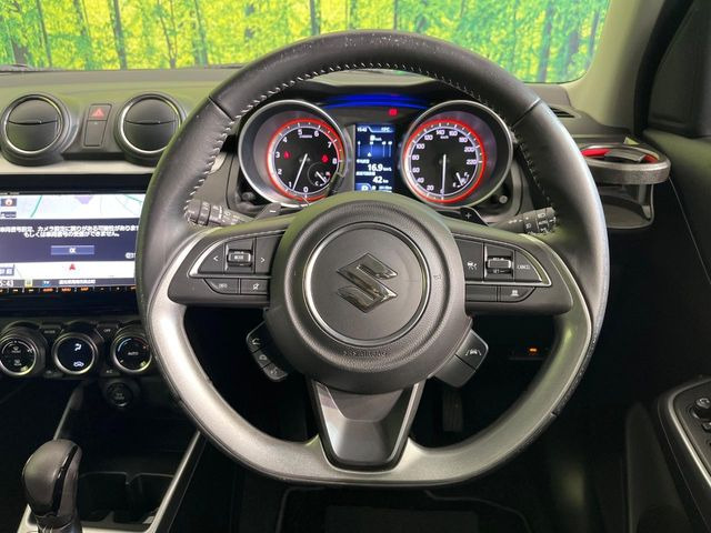 �y�����v�����X�e�A�����O�z�㎿�Ȋv���g�p���邱�ƂŁA��ɂ����������݂ƂĂ��^�]���₷���n���h���ł���