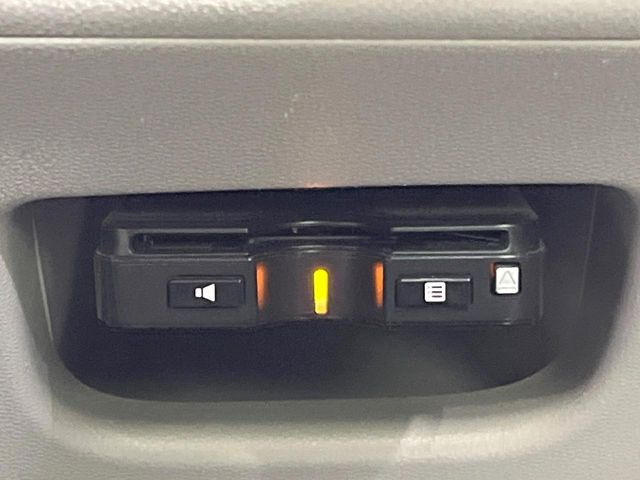 【ETC】高速道路の料金所をストレスなく通過!話題のスポットやサービスエリアに多い「スマートIC」利用時は必須のアイテムです。当店でセットアップを実施、ご納車当日からすぐにご利用いただけます!