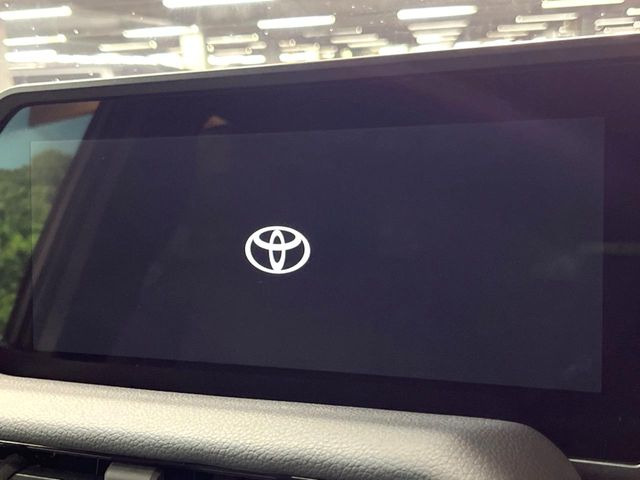 �y12.3�C���`���C�h�i�r�z�������ƃC���p�N�g�̂����^���C�h�i�r�𑕔��B�e��I�[�f�B�I����͂������A�������C�h��ʂł̃}�b�v2�����\���ȂǁA���֐��������i�r�ł���