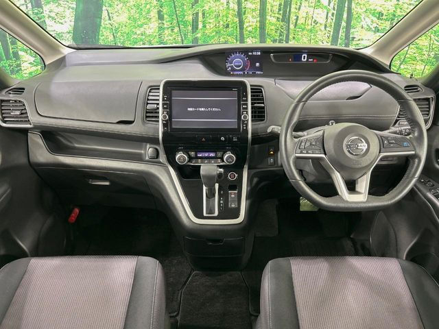 セレナ2.0 ハイウェイスター Vセレクション