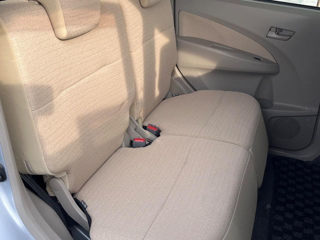 �L�X�Ƃ���2��ڃV�[�g�͋��Z���������A���S�n�����K!�F�B��Ƒ��Ƃ̂��o�����ɂ҂�����ł��B�x�r�[�V�[�g��`���C���h�V�[�g�g�p�������K�ɂ��߂�������������\���ȋ�Ԃ��m�ۂ��Ă��܂��B