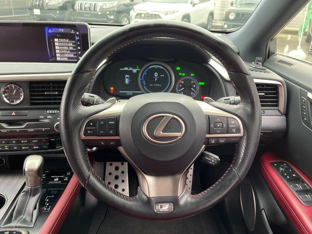 �y�����v�����X�e�A�����O�z�㎿�Ȋv���g�p���邱�ƂŁA��ɂ����������݂ƂĂ��^�]���₷���n���h���ł���