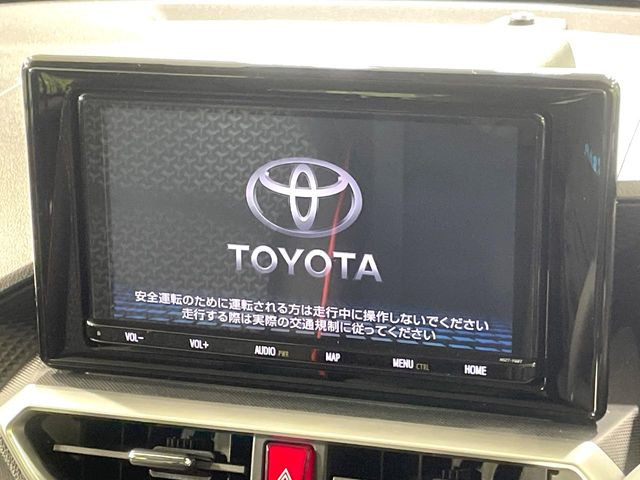 �y���ʃi�r�z�l�C�̑�^9�C���`�i�r�𑕔��B���݊��̂�����ʂ̓C���p�N�g��!�i�r���p���̃}�b�v�\���͌��₷���A�e���r��DVD�͗Տꊴ���A�b�v!�����̃h���C�u���O�b�Ɗy�����Ȃ�܂���