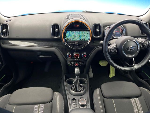 �A���ԃO���[�v���݌ɐ���2,000��!�S���̌n��X���烁�[�J�[�E�Ԏ��킸���Љ�o����̂ŁA���Ȃ��Ƀs�b�^���̂��Ԃ�������͂��ł���܂��͂��₢���킹��������