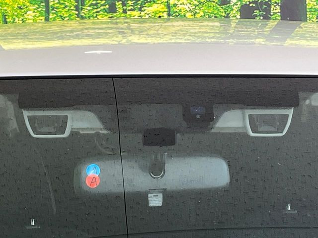 �y�A�C�T�C�gVer2�z�O���̎ԗ��������m���A�Փ˂������Ȏ��͌x��Œ��ӂ𑣂��A�u���[�L�𓥂ޗ͂��T�|�[�g�B�u���[�L�𓥂߂Ȃ������ꍇ�͏Փ˔�Q�y���u���[�L���쓮�A�Փˉ�����T�|�[�g���܂��B