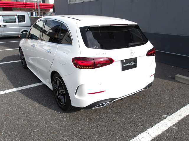 BクラスB180 AMGラインパッケージ