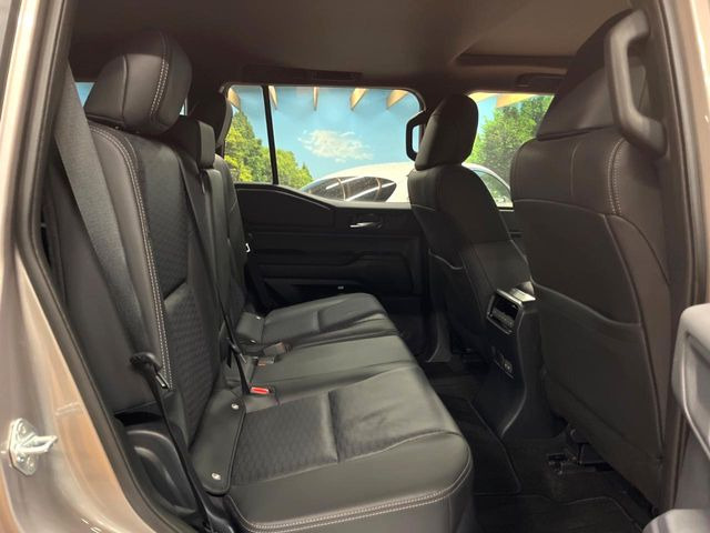 �L�X�Ƃ���2��ڃV�[�g�͋��Z���������A���S�n�����K!�F�B��Ƒ��Ƃ̂��o�����ɂ҂�����ł��B�x�r�[�V�[�g��`���C���h�V�[�g�g�p�������K�ɂ��߂�������������\���ȋ�Ԃ��m�ۂ��Ă��܂��B