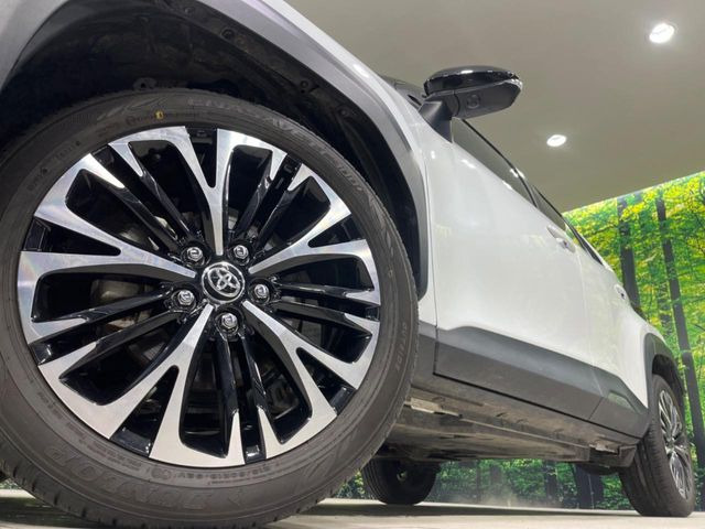 �y����18�C���`�A���~�z�C�[���z�O�ςɃ}�b�`���������A���~�z�C�[���𑕒����Ă���܂��B�e��ЊO�A���~�z�C�[����A�X�^�b�h���X�^�C�����戵�����Ă���܂��B���񂲑��k����������