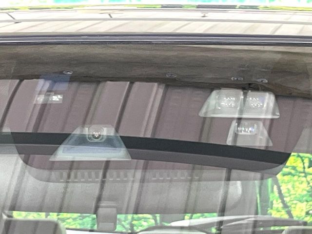 �y�X�}�[�g�V�e�B�u���[�L�T�|�[�g�z�ᑬ���s���ɑO���̎ԗ�����F�����A�Փ˂������Ȏ��͌x��ƃu���[�L�ŏՓˉ���Ɣ�Q�y�����A�V�X�g�B�����S�Ƀh���C�u�����y���݂��������܂��B