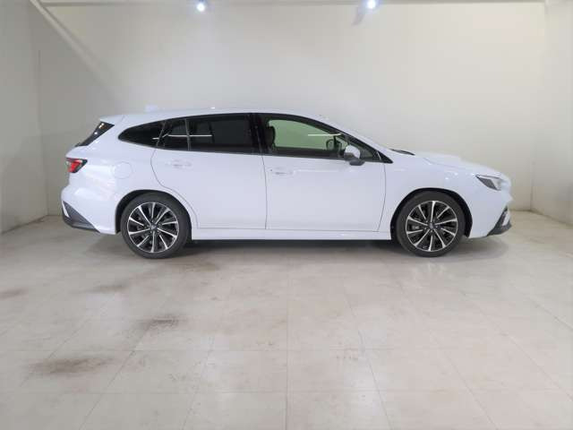 レヴォーグ1.8 STI スポーツ EX 4WD