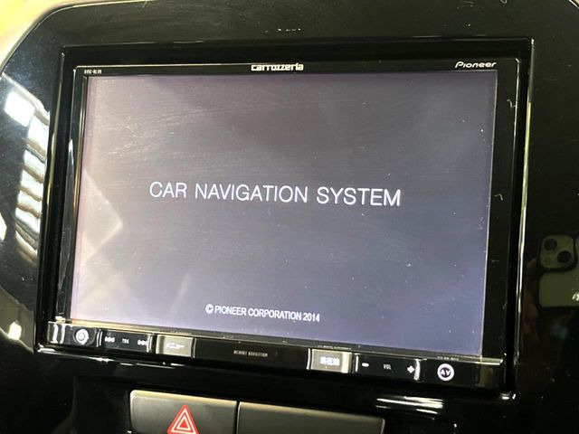 【ナビゲーション】目的地までしっかり案内してくれる使いやすいナビ。Bluetooth接続すればお持ちのスマホやMP3プレイヤーの音楽を再生可能!毎日の運転がさらに楽しくなります!!