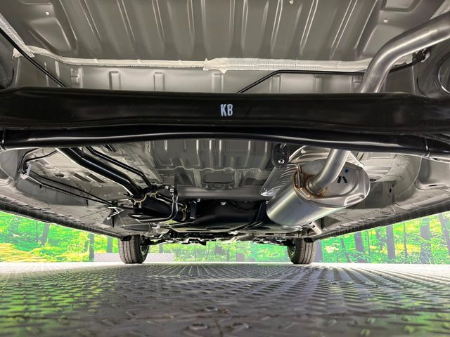 下回りがきれいなうちに、防錆加工の施工がオススメ。降雪地域はもちろん、沿岸部にお住いの方や、趣味でマリン・ウィンタースポーツをされる方にご好評いただいております。