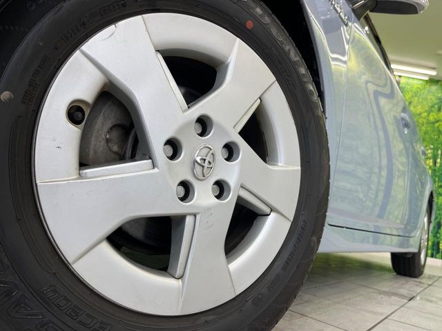 �y����15�C���`�A���~�z�C�[���z�O�ςɃ}�b�`���������A���~�z�C�[���𑕒����Ă���܂��B�e��ЊO�A���~�z�C�[����A�X�^�b�h���X�^�C�����戵�����Ă���܂��B���񂲑��k����������