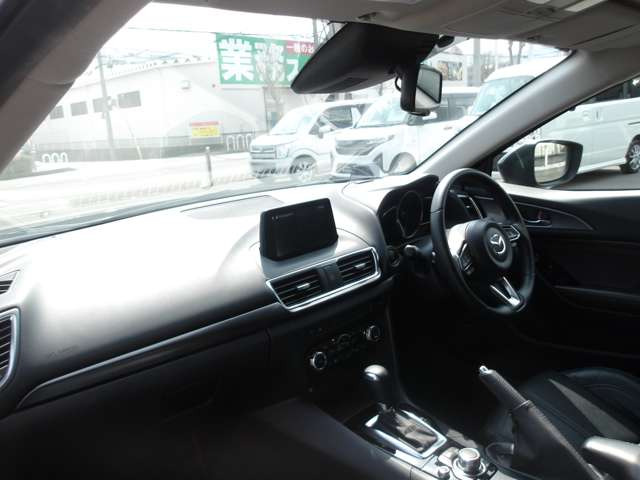 アクセラスポーツ1.5 15XD Lパッケージ