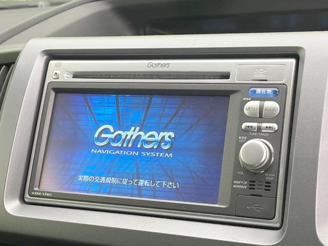 �y�����i�r�z�l�C�̏����i�r�𑕔����Ă���܂��B�i�r�̎g���₷���͂������A�I�[�f�B�I�@�\���[��!�L�����v�◷�s�͂������A�ʋ΂┃�����ȂǕ��i�̃h���C�u���y�����Ȃ�͂���