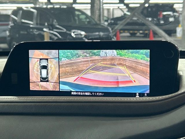 【360&deg;ビューモニター】専用のカメラにより、上から見下ろしたような視点で360度クルマの周囲を確認することができます☆死角部分も確認しやすく、狭い場所での切り返しや駐車もスムーズに行えます。