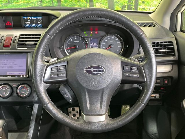 �y�����v�����X�e�A�����O�z�㎿�Ȋv���g�p���邱�ƂŁA��ɂ����������݂ƂĂ��^�]���₷���n���h���ł���