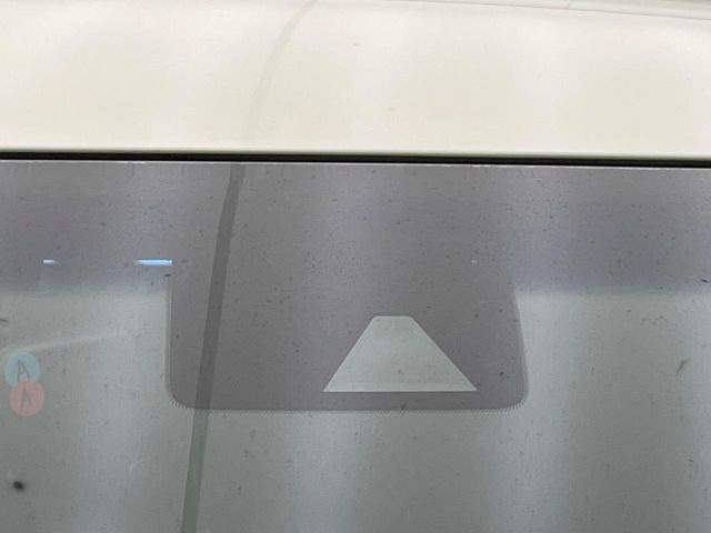 �y�C���e���W�F���g�G�}�[�W�F���V�[�u���[�L�z�t�����g�J�����őO���̎ԗ�����s�҂����m�B�Փ˂������Ȏ��͏Փ˔�Q�y���u���[�L���쓮�A�Փˉ�����T�|�[�g�B�����S�Ƀh���C�u�����y���݂��������܂��B