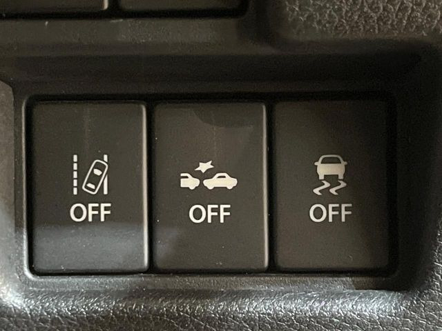 �y�X�Y�L �Z�[�t�e�B�T�|�[�g�z���s���ɑO���̎ԗ�����F�����A�Փ˂������Ȏ��͌x��ƃu���[�L�ŏՓˉ���Ɣ�Q�y�����A�V�X�g�B�����S�Ƀh���C�u�����y���݂��������܂��B