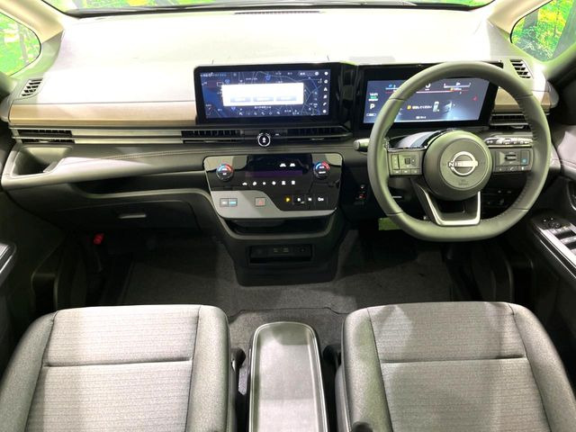 セレナ1.4 e-POWER ハイウェイスターV