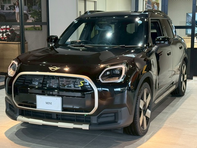 ミニカントリーマンSE ALL4 4WD