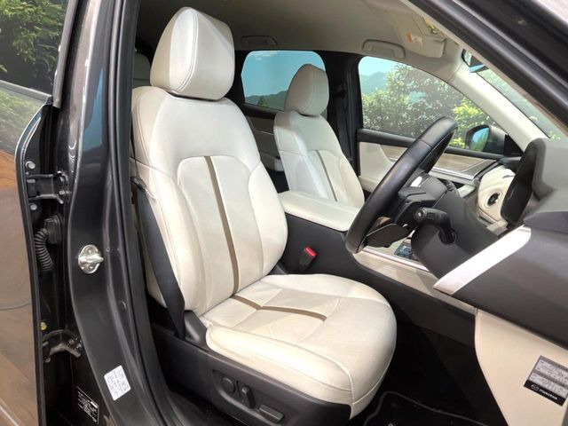 �y���烌�U�[�V�[�g�z����̂ӂ���肪�e�ՂŃ����e�i���X�����ȒP�ȁA�@�\���ɗD��鍇����v���̗p�����㎿�ȃV�[�g�ł��B����S�n���悭�A���������ӂ��S�n�ǂ��ԓ���Ԃ����o���Ă���܂��B