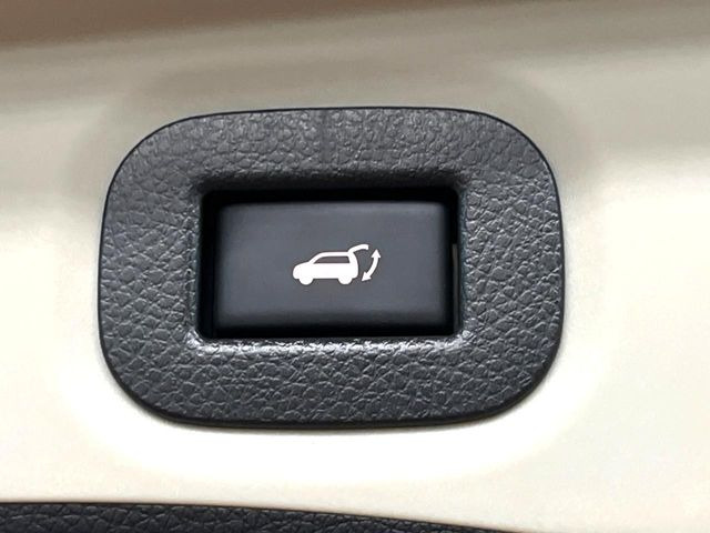 �y�p���[�o�b�N�h�A�z�X�}�[�g�L�[��^�]�Ȃ̃{�^�������������Ń��A�Q�[�g�������ŊJ���܂�!�ו��������Ă��鎞��A�����ʒu�ɂ���o�b�N�h�A��߂�ۂɕ֗��ȋ@�\�ł���