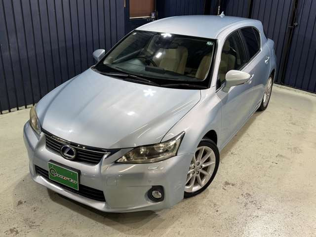 CT200h バージョン L