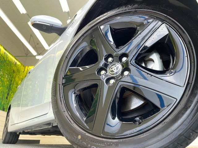 �y�����I�v�V����17�C���`�A���~�z�C�[���z�����I�v�V�����z�C�[���𑕒��B���s���\�̌���ɉ����A�O�ς����X�^�C���b�V���ɂȂ��Ă��܂��B