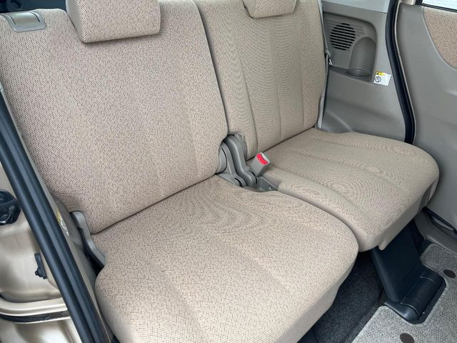 �L�X�Ƃ���2��ڃV�[�g�͋��Z���������A���S�n�����K!�F�B��Ƒ��Ƃ̂��o�����ɂ҂�����ł��B�x�r�[�V�[�g��`���C���h�V�[�g�g�p�������K�ɂ��߂�������������\���ȋ�Ԃ��m�ۂ��Ă��܂��B