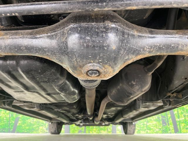 下回りがきれいなうちに、防錆加工の施工がオススメ。降雪地域はもちろん、沿岸部にお住いの方や、趣味でマリン・ウィンタースポーツをされる方にご好評いただいております。