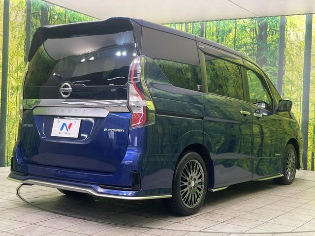 ☆全国のネクステージからお取り寄せが可能※!遠方の店舗に展示してあるクルマが気になる場合も、最寄りの店舗でご覧いただくことが可能です!是非私たちに要望をお聞かせください!※別途費用