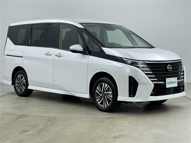 セレナ2.0 ハイウェイスターV 4WD