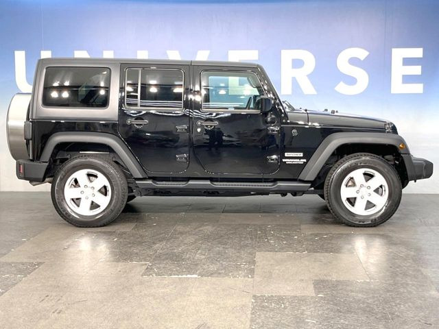 ●YANASEオートシステムズとの提携によって実現した高品質修理ネットワーク!大切なお車だから、万が一の修理でも「純正品質」をご提供。当店でご購入いただくお車にはメリットが数多くあります