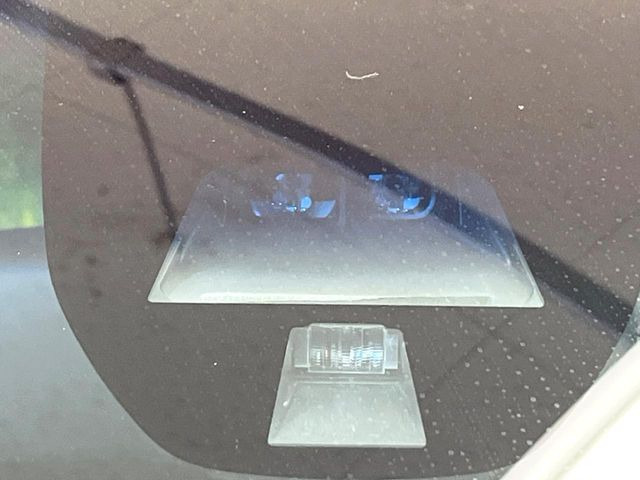 �y�V�e�B�u���[�L�A�N�e�B�u�V�X�e���z�ᑬ���s���ɑO���̎ԗ�����F�����A�Փ˂������Ȏ��͌x��ƃu���[�L�ŏՓˉ���Ɣ�Q�y�����A�V�X�g�B�����S�Ƀh���C�u�����y���݂��������܂��B