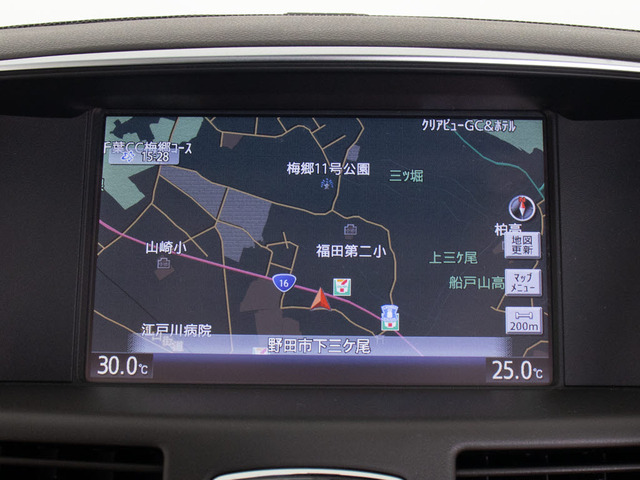 機能満載の純正HDDナビは高精細に加え音楽の録音機能ミュージックサーバー機能でいつでもお好きな音楽が聴けます。