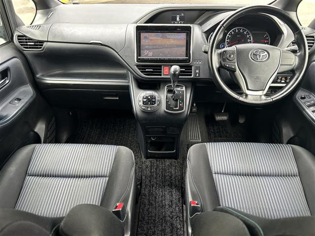 ヴォクシー2.0 ZS 煌