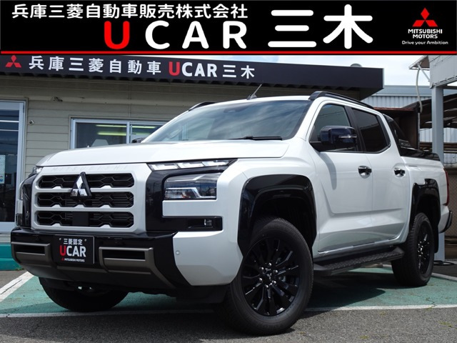 トライトン2.4 GSR ディーゼル 4WD