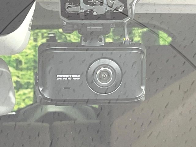 �y�h���C�u���R�[�_�[�z�h���C�u���R�[�_�[����!���s���͂������A������^�]�⎖�̂ɑ��������ہA�f���ŋL�^���A����̃��X�N�ɔ����܂��B���L�^�pSD�J�[�h�͂��q�l�����g�ł��������������K�v������܂��B