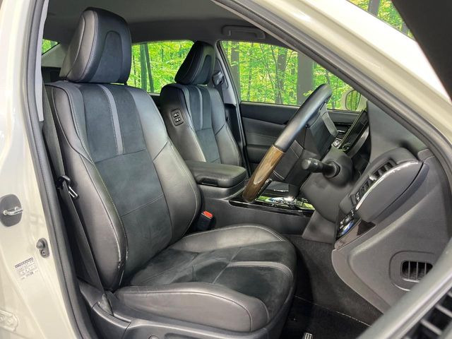 �y�n�[�t���U�[�V�[�g�z�������ƍ���S�n�𗼗������l�C�̃V�[�g���w�ʁE���ʂ̃t�@�u���b�N�f�ނ́A�ʋC���̗ǂ��⊊��ɂ����ɗD��Ă��܂��B�C���╞���ɍ��E���ꂸ���K�ɂ���肢�������܂��B